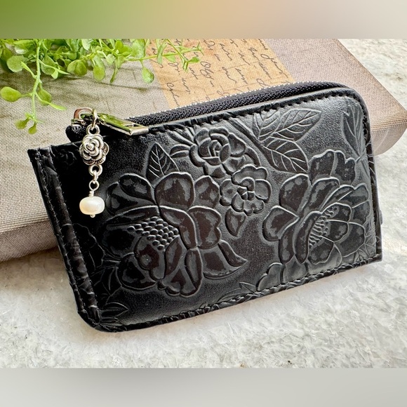 Unbranded Handbags - New Women’s Black Tooled Faux Leather Roses Multi Slot Zip Card Holder Wallet